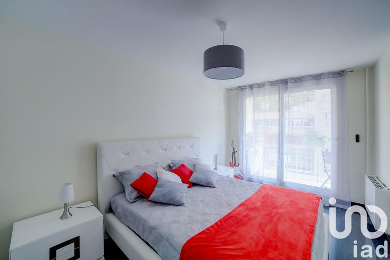 Appartement - 80 m² - 4 pièces