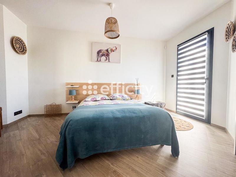 Maison - 130 m² - 4 pièces