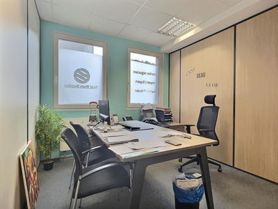 Bureau - 90 m²