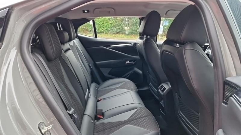 Ds Ds 4 Hybride E-Tense 225 Eat8 Cross Trocadero