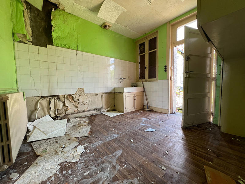 Maison - 92 m² - 5 pièces