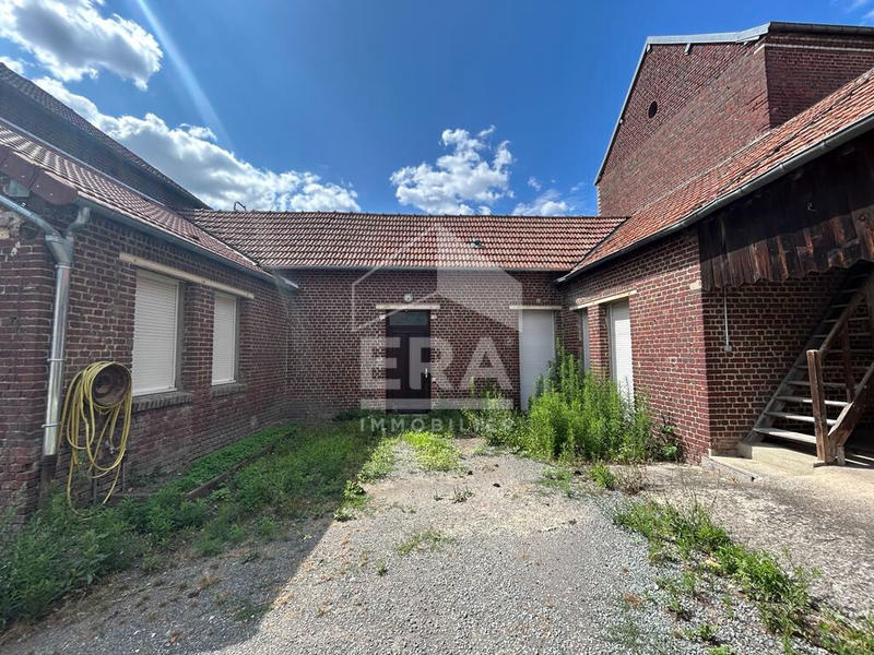 Maison - 158 m² - 8 pièces