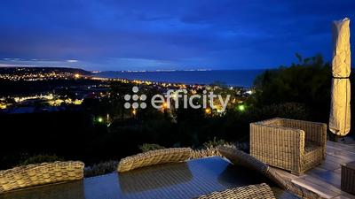 Maison - 156 m² - 4 pièces