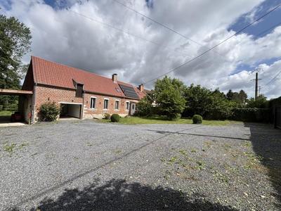 Maison de campagne - 177 m² - 10 pièces