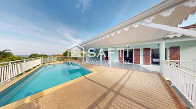 Villa - 210 m² - 7 pièces
