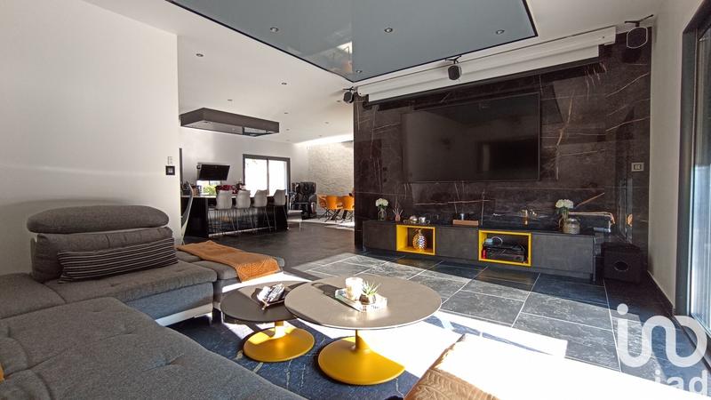 Maison - 158 m² - 5 pièces