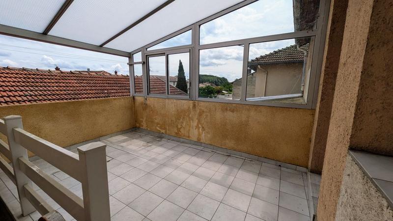 Maison - 208 m² - 5 pièces