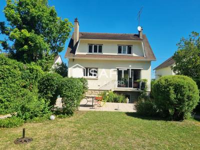 Maison - 140 m² - 7 pièces