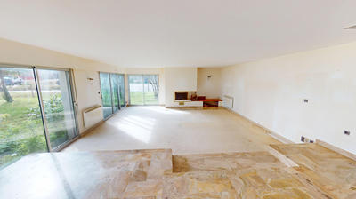 Maison - 180 m² - 6 pièces