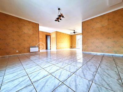 Maison traditionnelle - 137 m² - 5 pièces