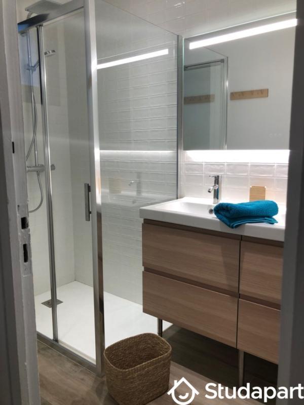 Chambre - 9 m² - 1 pièce