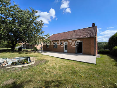 Maison - 90 m² - 5 pièces