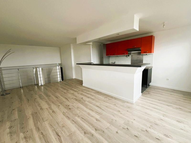 Appartement - 82 m² - 4 pièces
