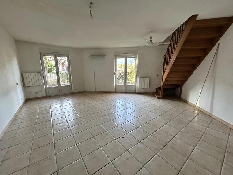 Maison - 111 m² - 6 pièces