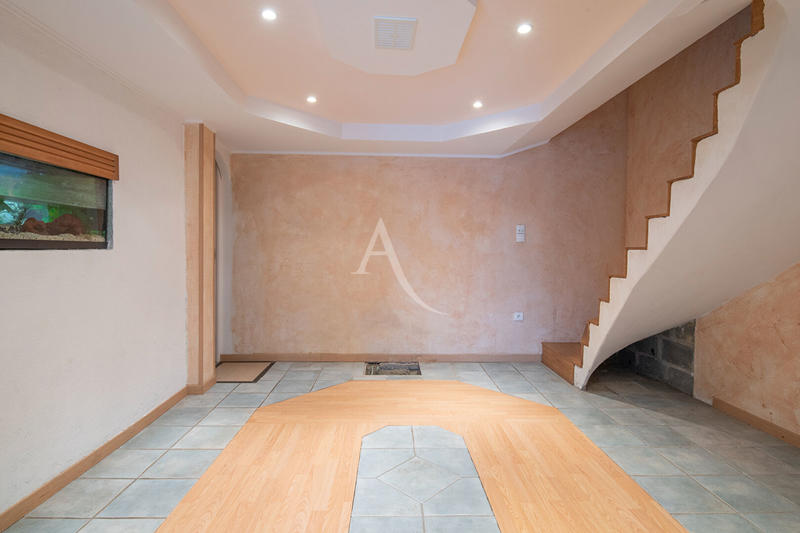 Maison - 136 m² - 6 pièces