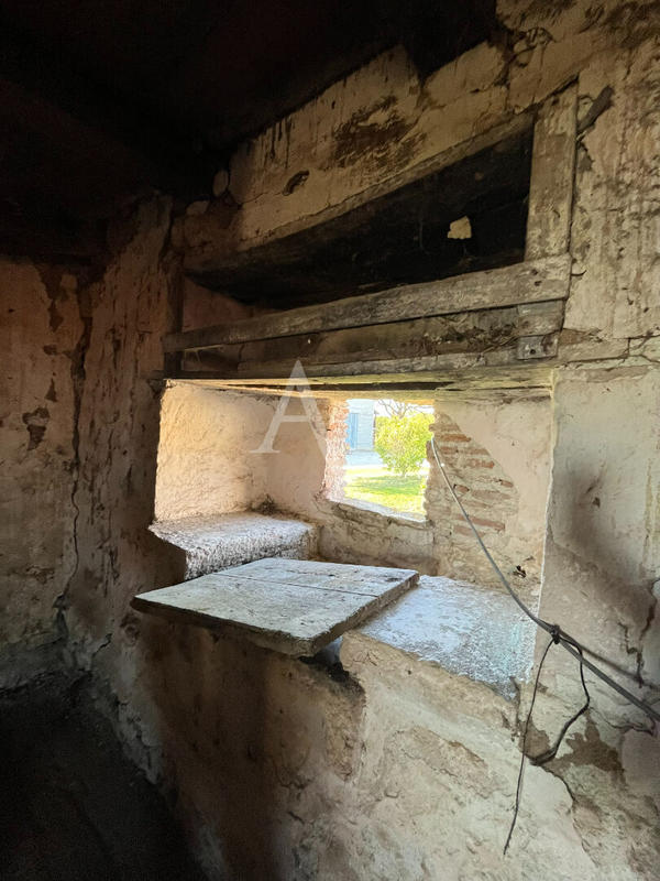 Maison - 146 m² - 2 pièces