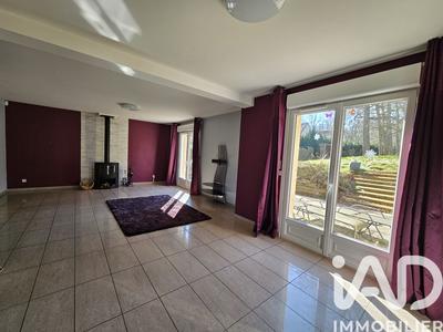 Maison - 101 m² - 6 pièces
