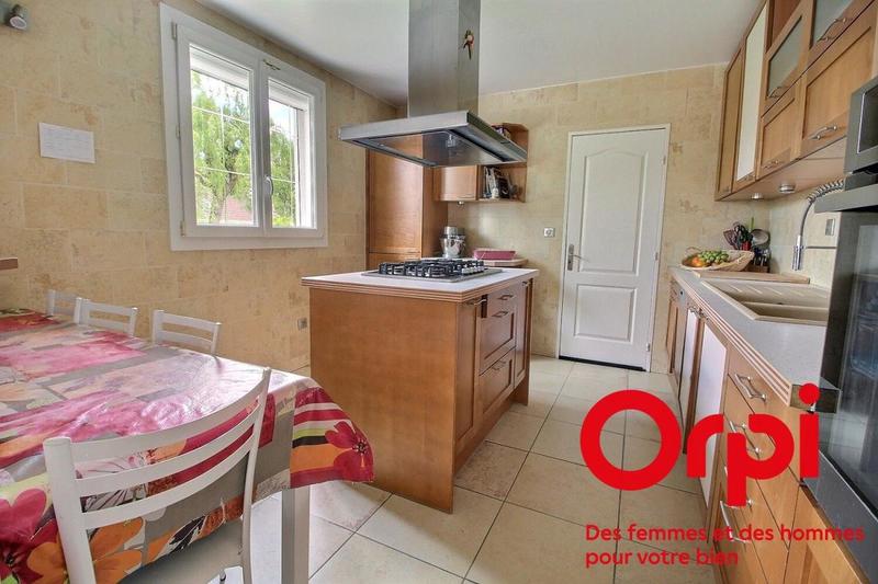 Maison - 189 m² - 6 pièces