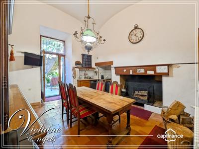 Maison bourgeoise - 433 m² - 12 pièces