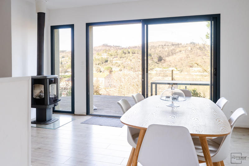 Villa - 213 m² - 11 pièces