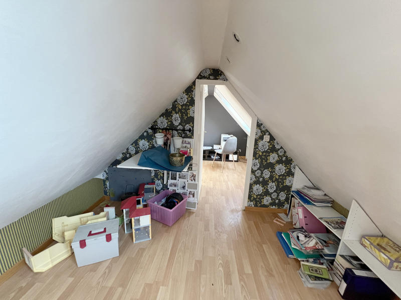 Maison - 90 m² - 5 pièces