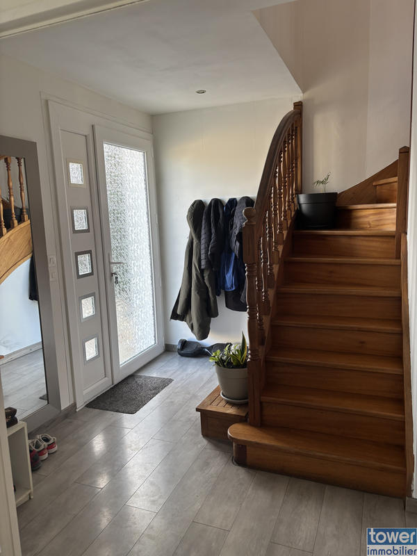 Maison - 142 m² - 6 pièces