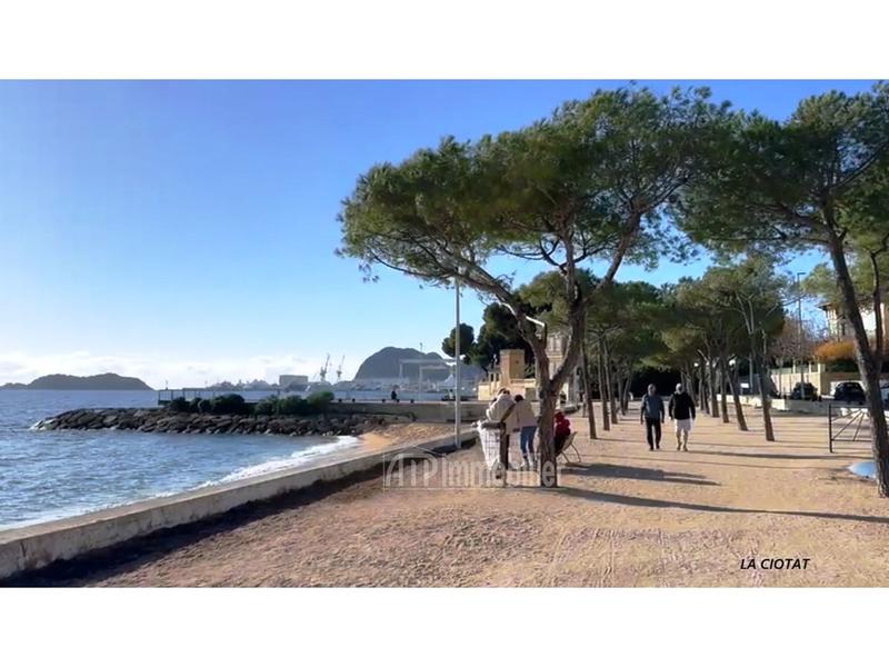 Appartement - 107 m² - 5 pièces