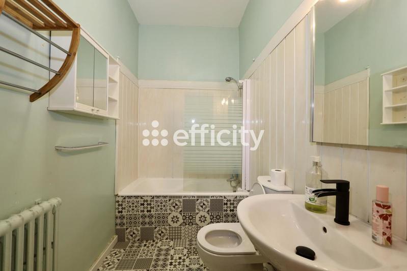 Appartement - 67 m² - 3 pièces