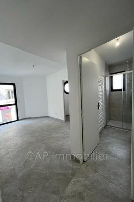 Appartement - 91 m² - 3 pièces
