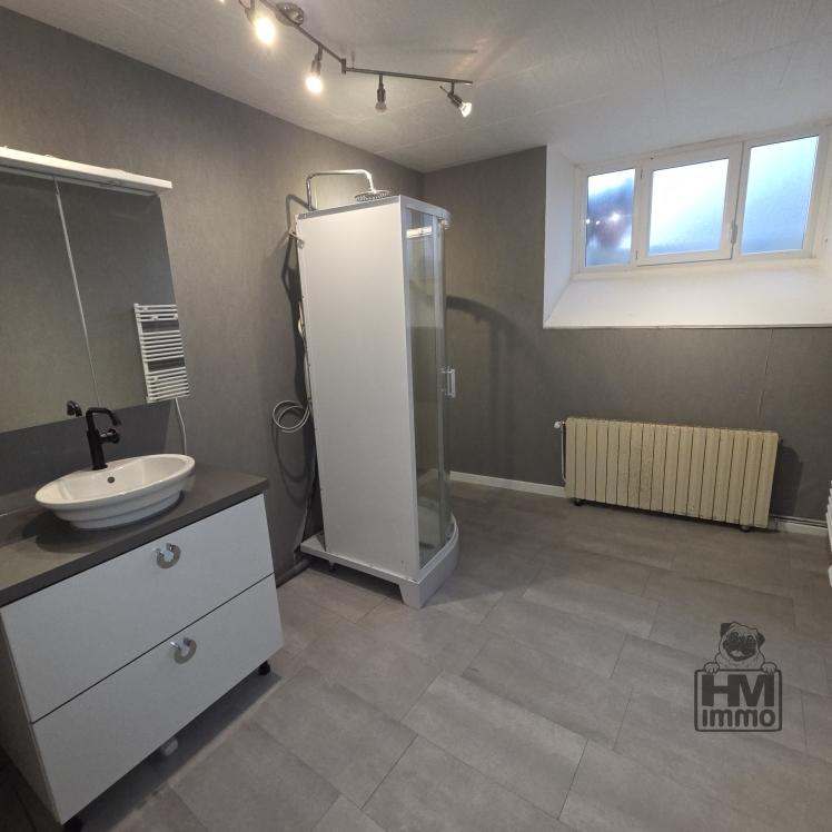 Maison en pierre - 95 m² - 6 pièces