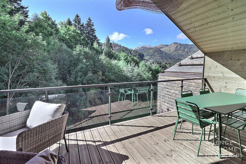 Maison - 180 m² - 5 pièces