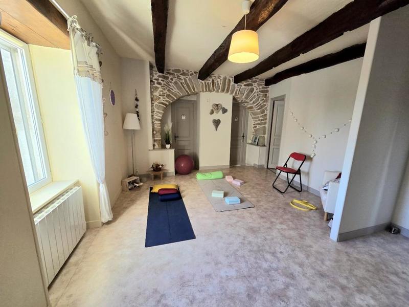 Maison - 277 m² - 9 pièces