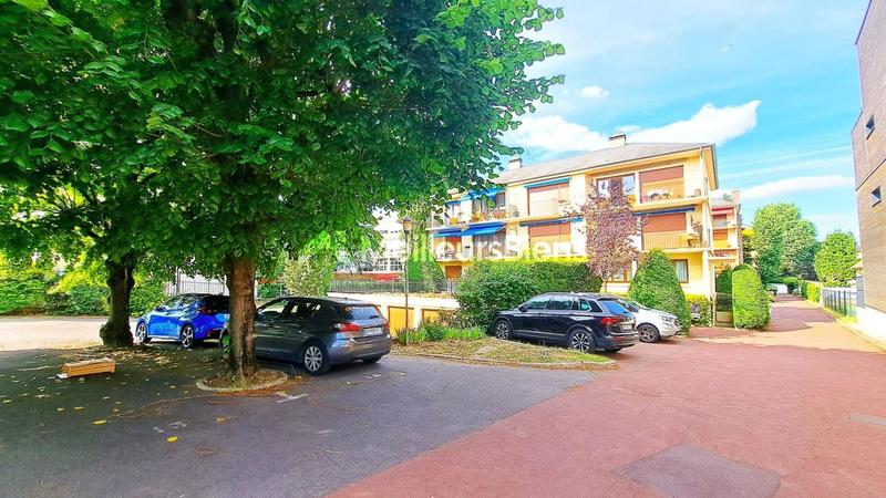 Appartement - 96 m² - 4 pièces