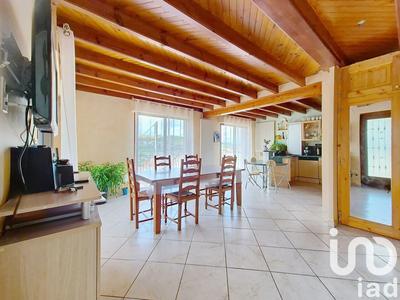 Maison - 143 m² - 6 pièces