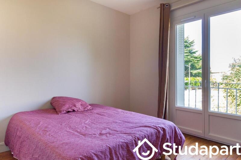 Chambre - 12 m² - 1 pièce