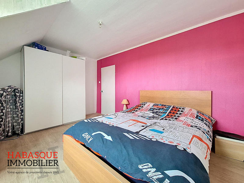 Maison - 104 m² - 6 pièces