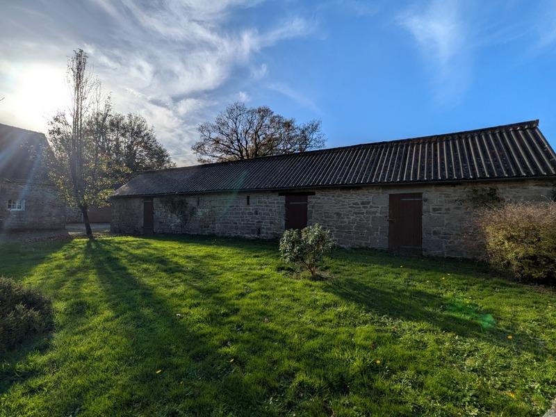 Propriété - 180 m² - 6 pièces