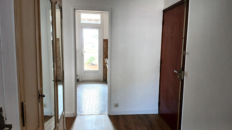 Appartement - 90 m² - 5 pièces