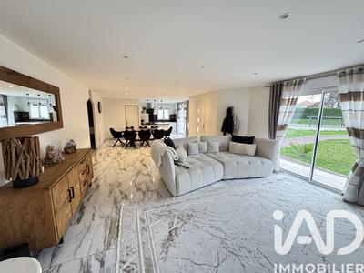 Maison - 116 m² - 4 pièces