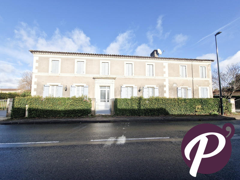 Maison - 400 m² - 10 pièces