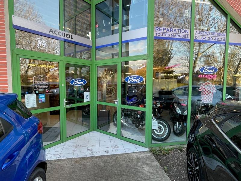 Local commercial - 400 m²