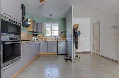 Maison - 88 m² - 4 pièces