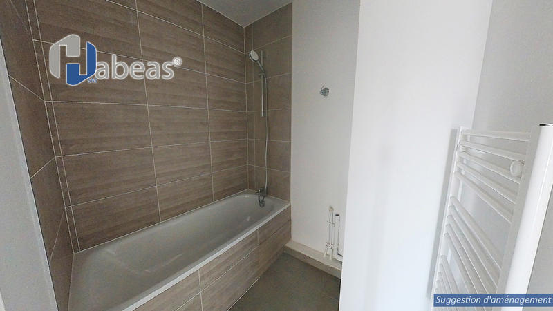 Appartement - 102 m² - 4 pièces