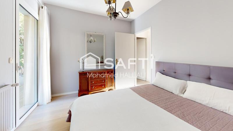 Villa - 200 m² - 5 pièces