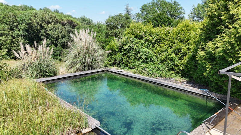 Maison - 170 m² - 9 pièces