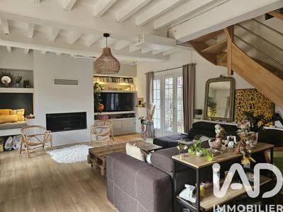 Maison - 157 m² - 7 pièces