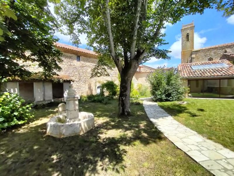 Maison - 177 m² - 5 pièces