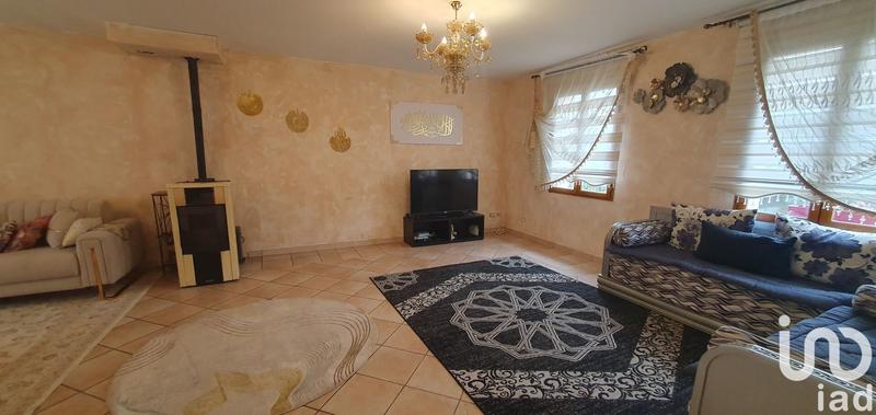 Maison - 164 m² - 9 pièces