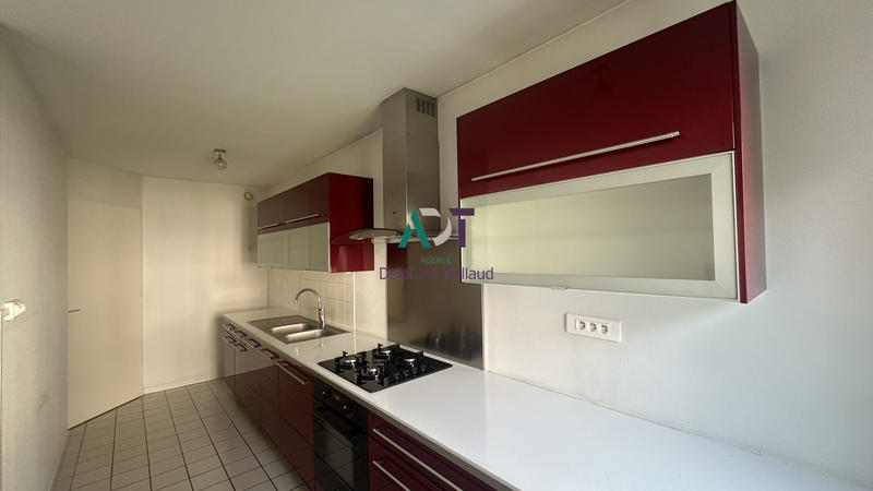 Appartement - 80 m² - 4 pièces