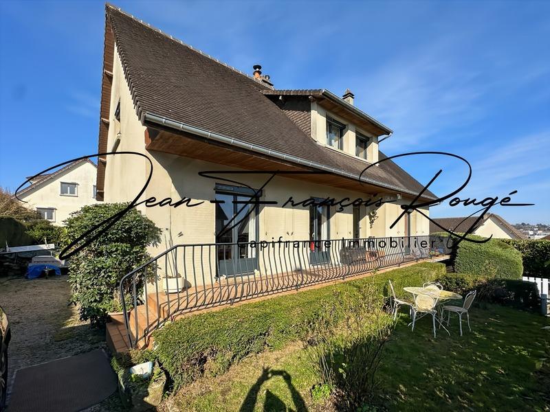 Maison - 140 m² - 6 pièces